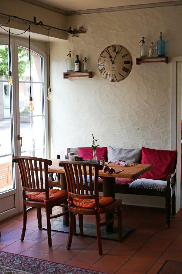 Hotel Restaurant Buergerstube Ulmen Bagian luar foto